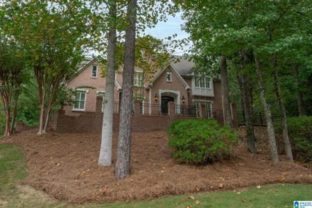 300 GREYSTONE GLEN CIRCLE
