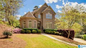 2118 BANEBERRY DRIVE