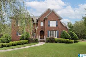 1004 BALDWIN LANE