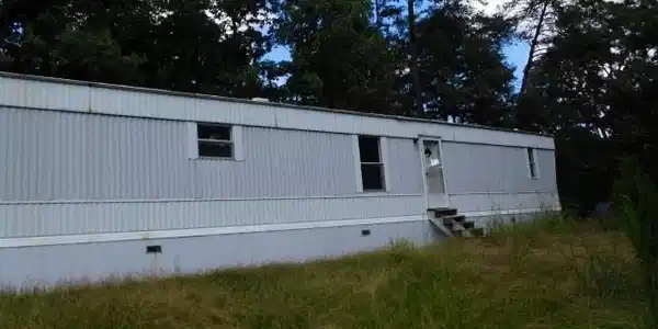 19752 JOY DR