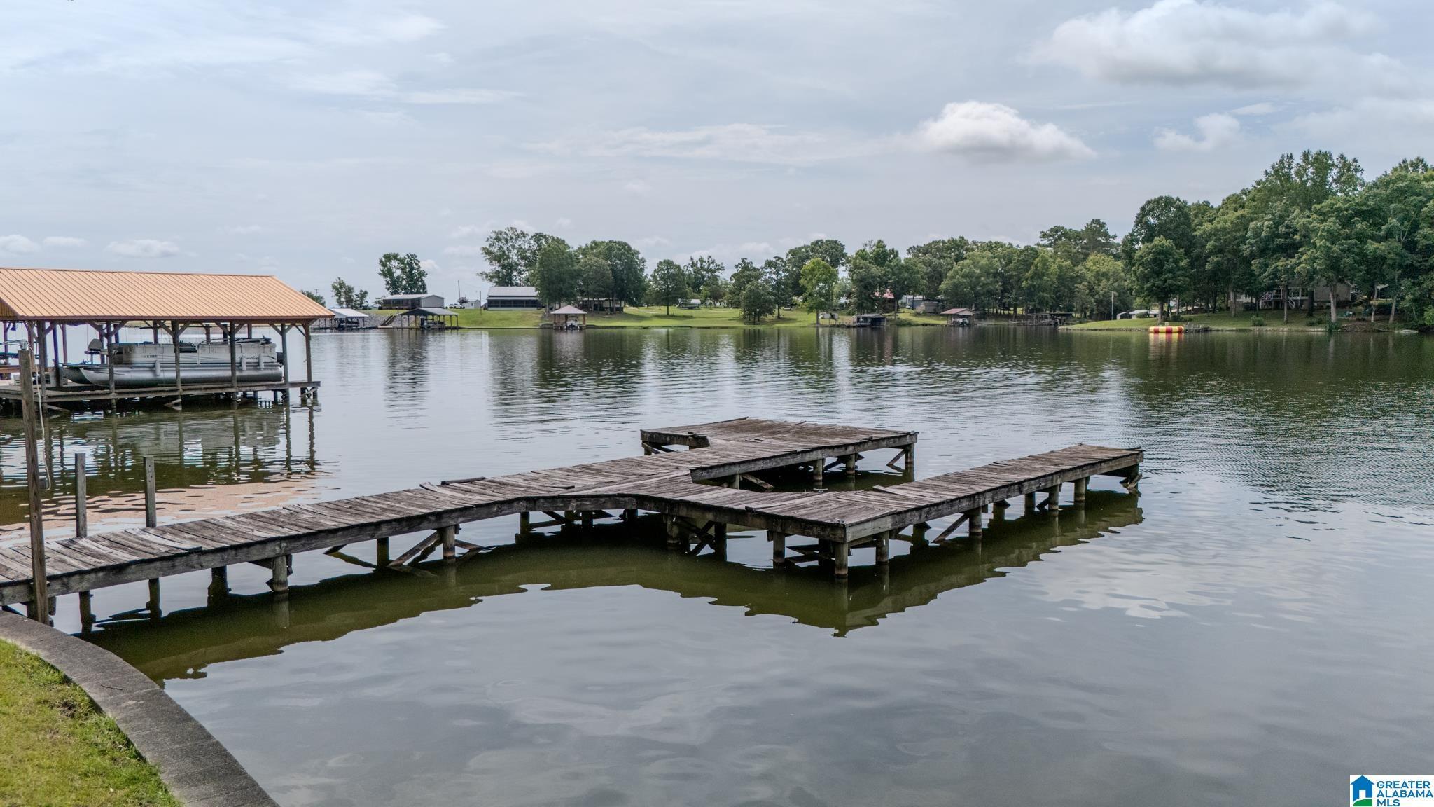 Image 2: Dock