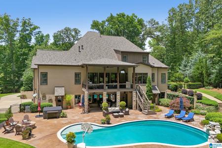 336 STONEGATE DRIVE