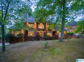 1606 FAIRWAY VIEW DRIVE