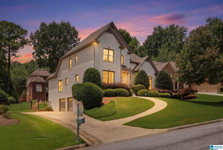 1021 SANDHURST CIRCLE