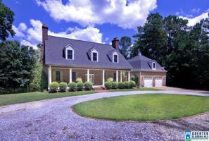 2828 CRESCENT CREST DR