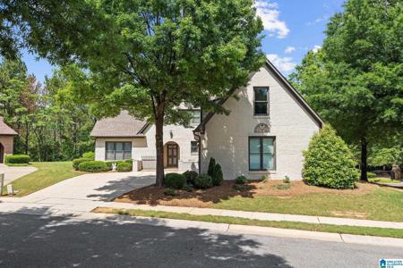 5615 CHESTNUT TRACE