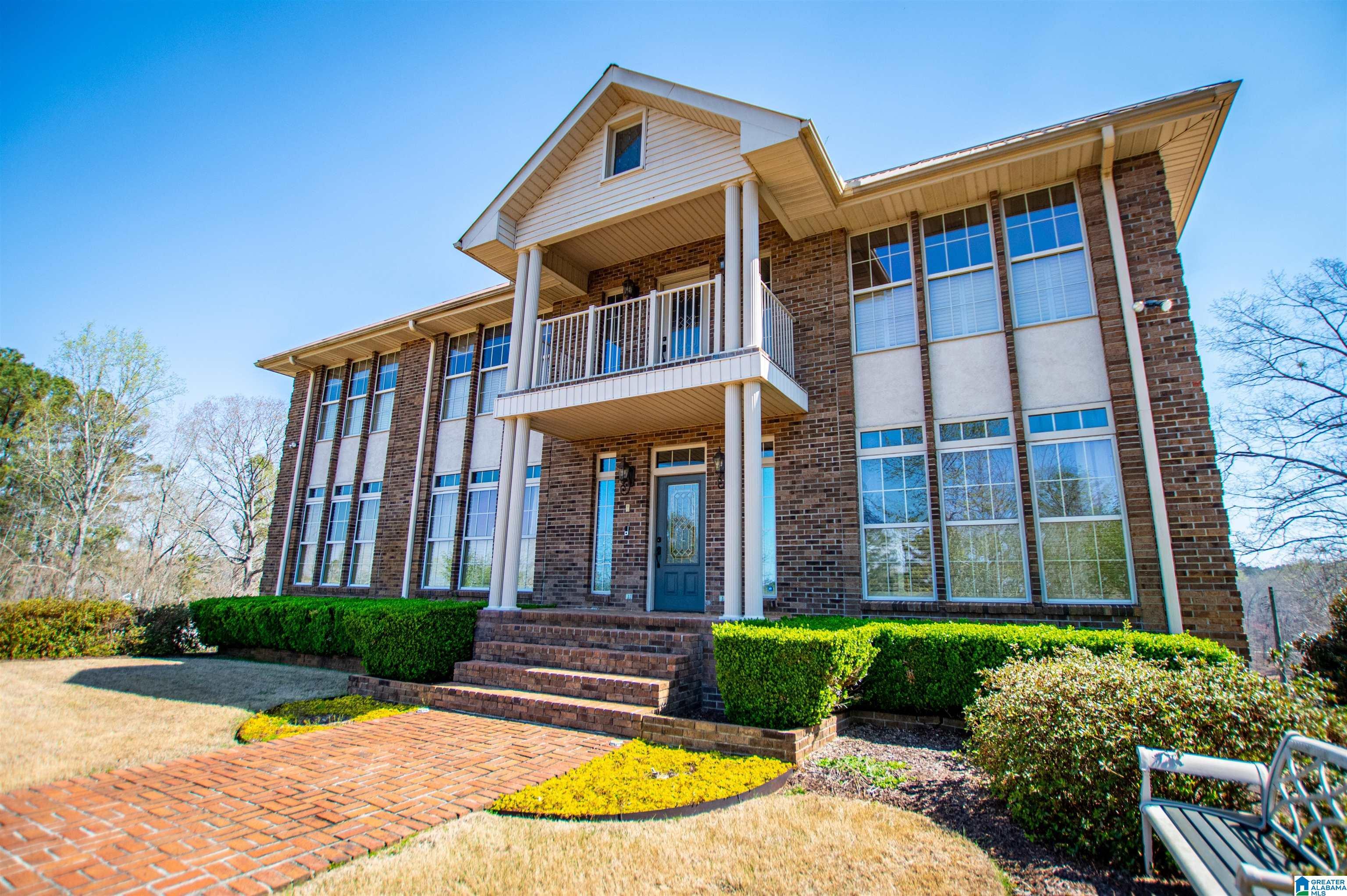 Image 4: STREET VIEW OF HOME