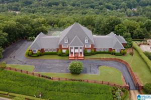 6060 BROOKHILL CIRCLE