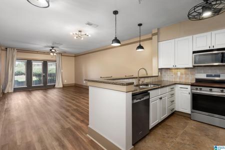 475 RIVER FOREST LANE