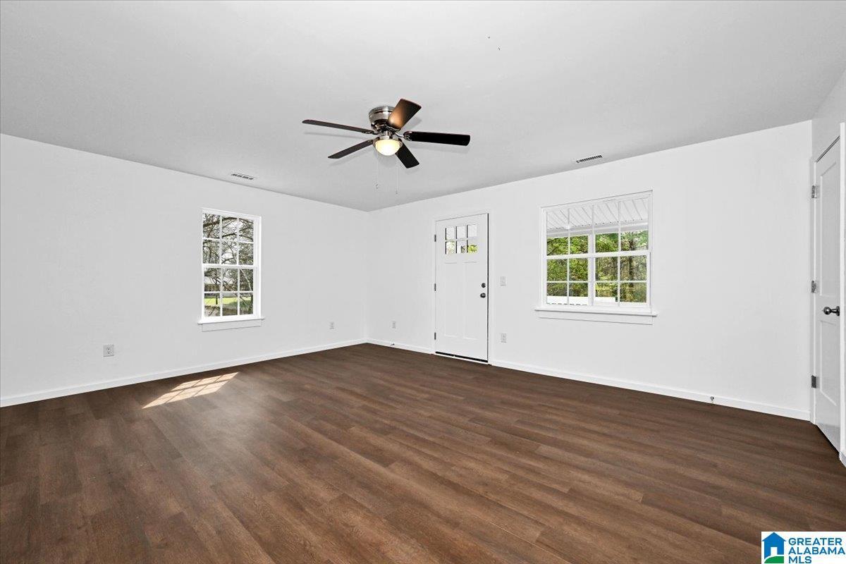 Image 2: Living Room