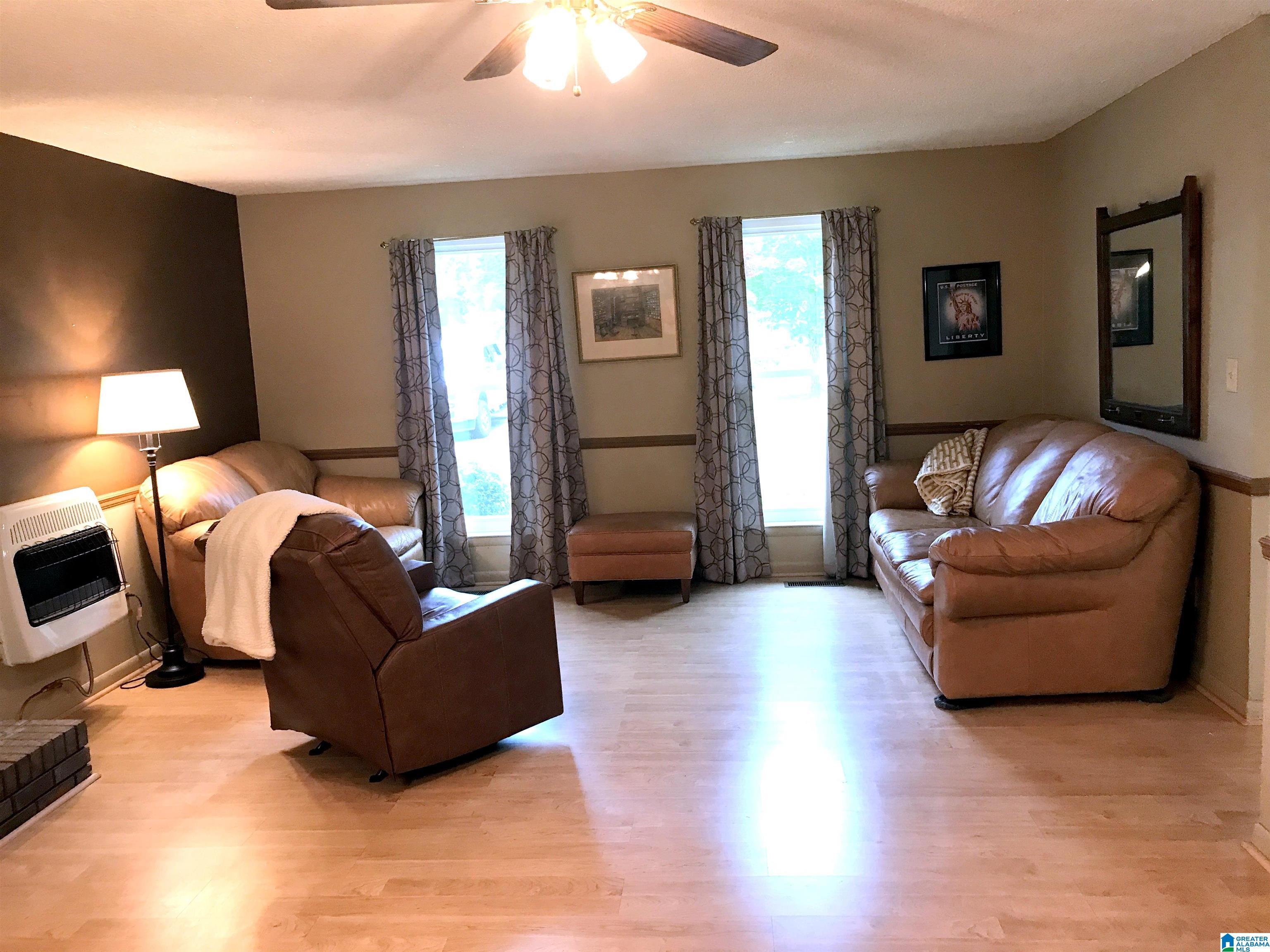 Image 2: Living Room