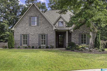 105 LINDEN LANE