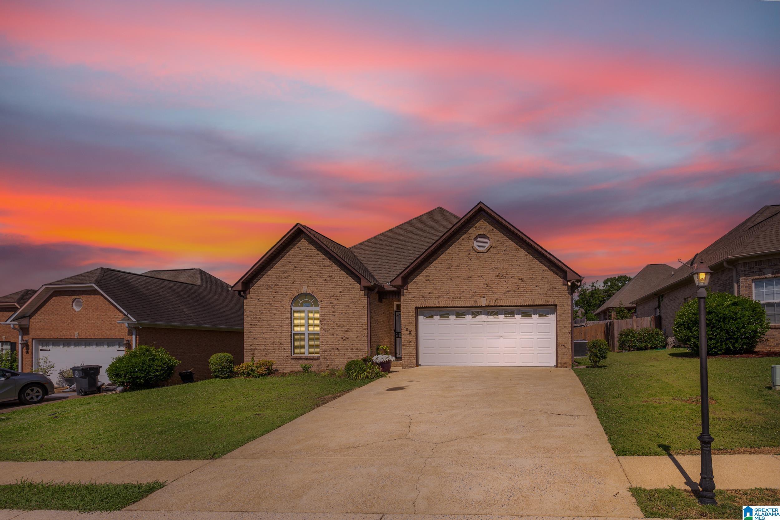 105 LAKESIDE WAY, LINCOLN, AL lhrmls01271740