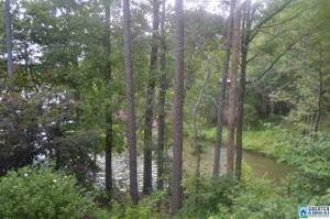 HIGHLAND DR