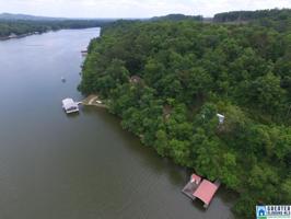 1633 WALDROP RD