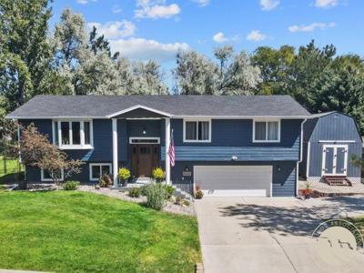2049 Saint Andrews Drive