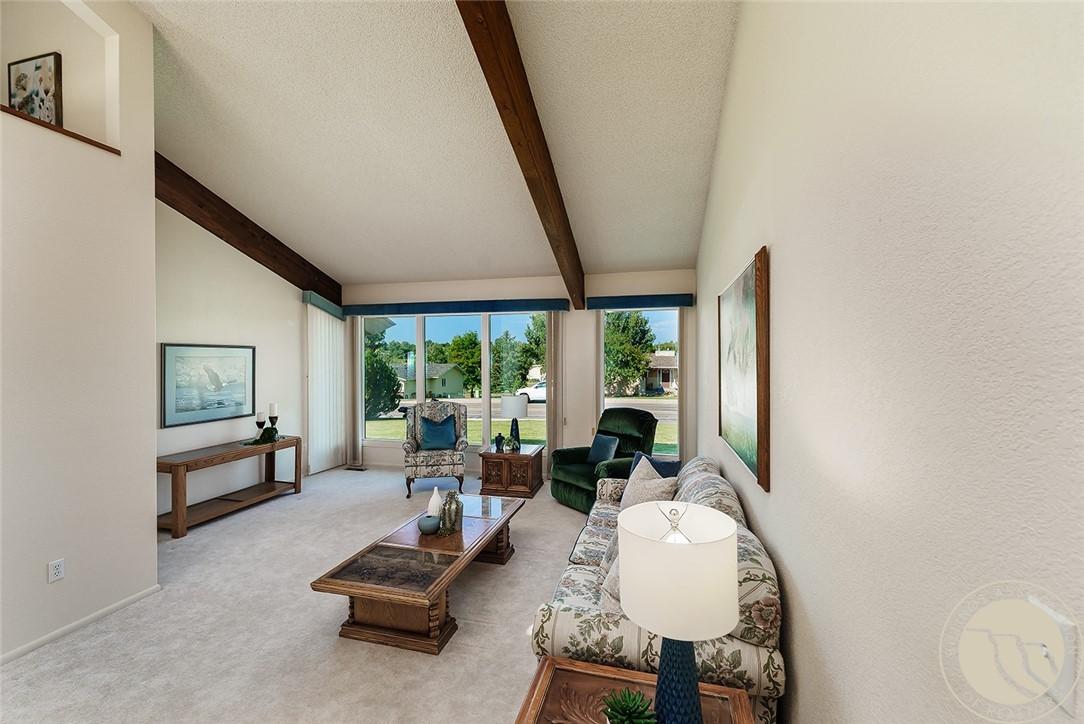Image 2: Living Room