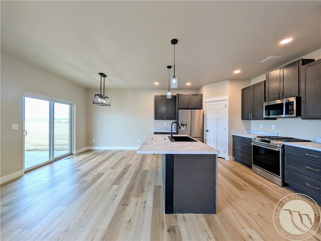 Image 4: Photos of similar property