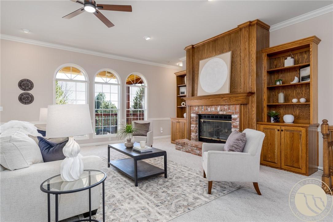 Image 4: Great Room
