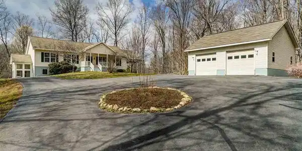264 CATS PAW COURT