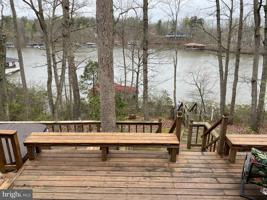 287 HEMLOCK LANE