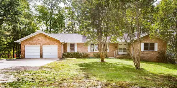 4400 BRIGGS WAY
