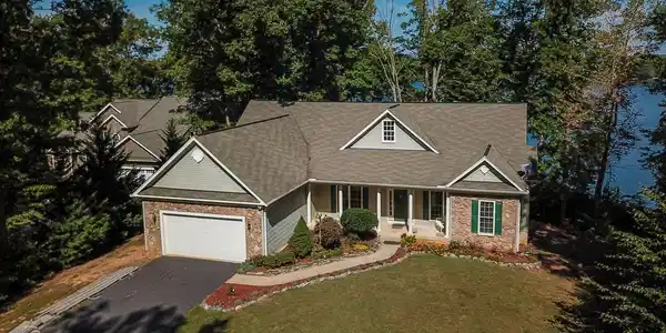 6110 HIDDEN VIEW DRIVE