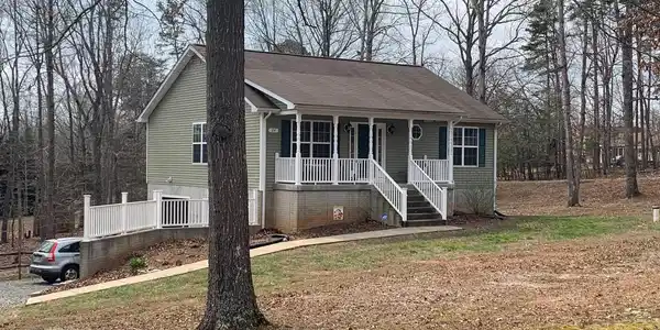 24 KELLY CIRCLE