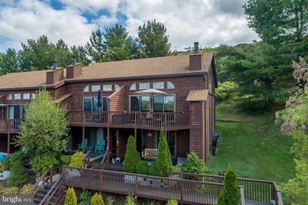 1692 DEEP CREEK DRIVE