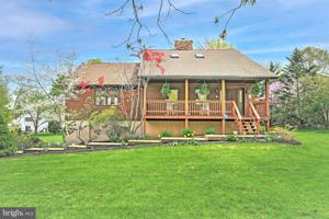 12 HALLECK DRIVE