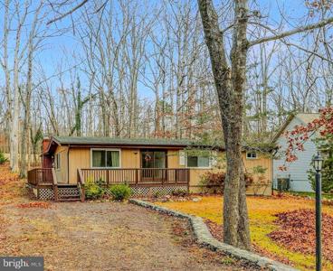 3808 LAKEVIEW PKWAY