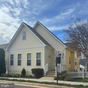 17446 LETHRIDGE CIRCLE