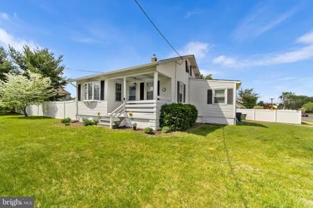 1105 COLUMBUS ROAD