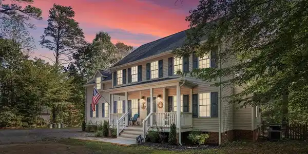 100 HEMLOCK LANE
