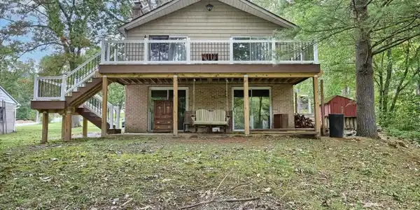 156 LAKE SIDE DRIVE