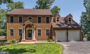 7429 RIMROCK COURT