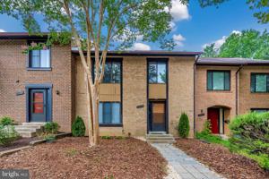 20408 SHADOW OAK COURT