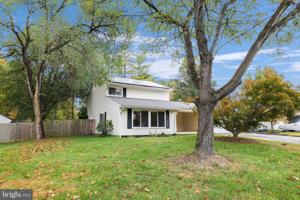 3040 NUTWOOD LANE