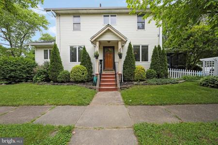 1 E 2ND STREET