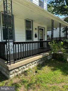 705 HUNTER STREET