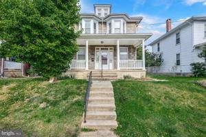 651 N PERSHING AVENUE