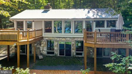 3281 TURKEY NECK ROAD