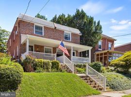 329 N ORANGE STREET