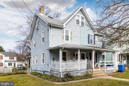 202 2ND STREET