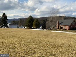 35 GLEN MEADOW ROAD