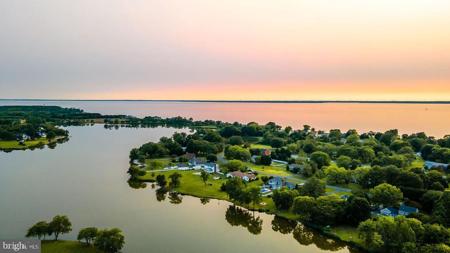 321 LAKE DRIVE
