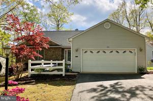 222 BIRDIE ROAD