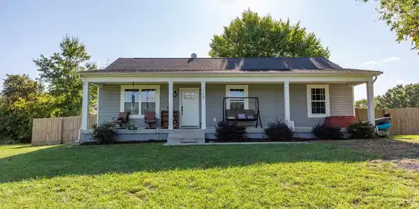 6108 ZACHARY TAYLOR HIGHWAY