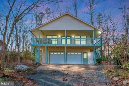 225 BEACHSIDE COVE