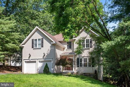 200 GREENBRIAR CIRCLE